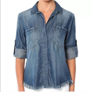 Anthropologie Cloth & Stone M Blue Chambray Split Back Pull Tab Long Sleeve Top